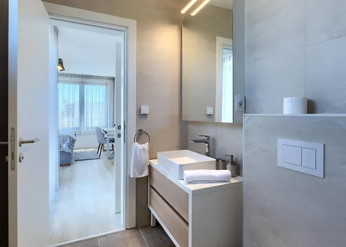 Bella By Seeadria Agency *