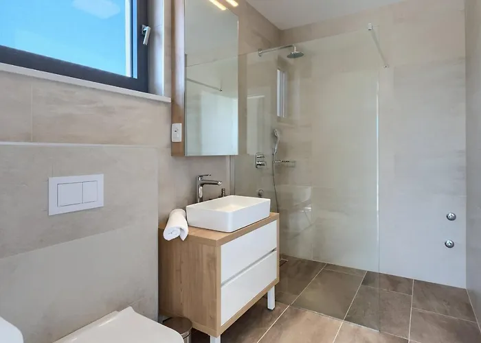 Bella By Seeadria Agency Villa *